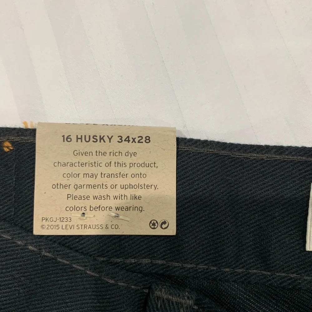 NWT‎ LEVI’S Men’s 550 Relaxed Jean